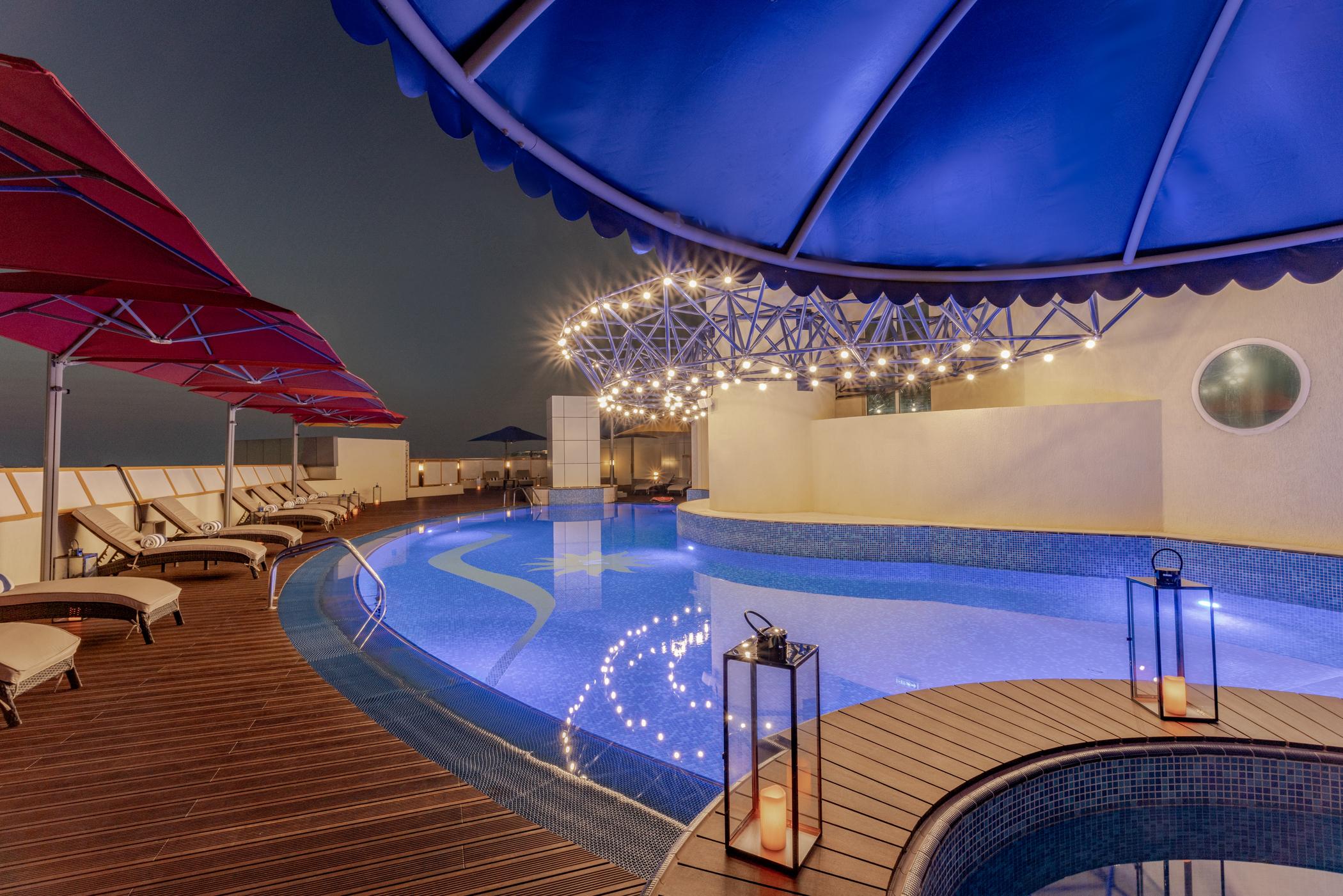Leva Hotel Mazaya Centre Dubai Exteriör bild